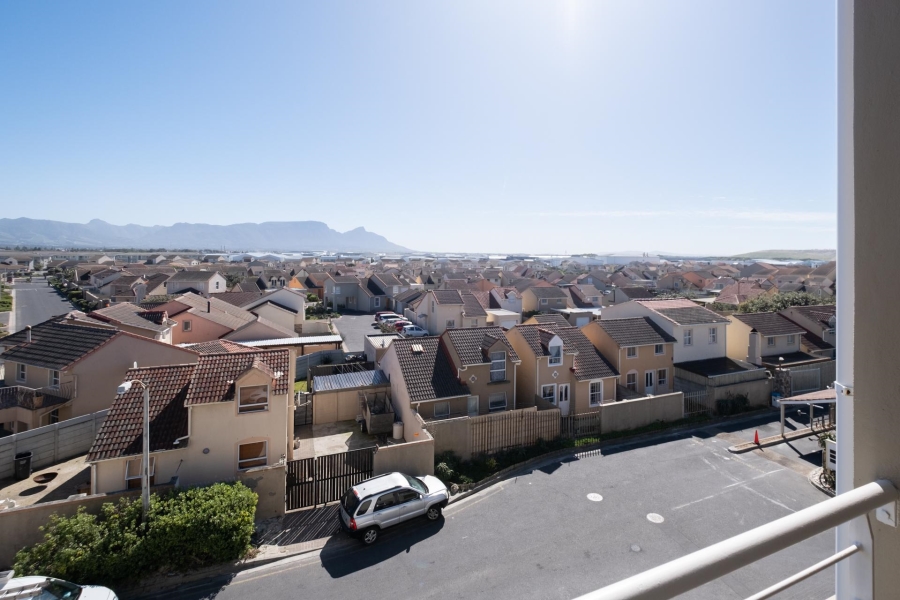 2 Bedroom Property for Sale in Muizenberg Western Cape